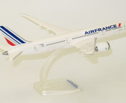 1:200 Boeing 787-9, Air France, 2009s Colors (Snap-Fit)