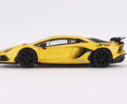 1:64 Lamborghini Aventador SVJ Giallo Orion