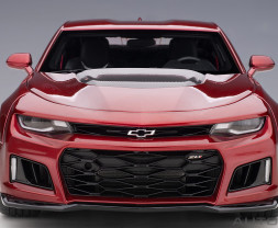 1:18 Chevrolet Camaro ZL1 2017 (Garnet Red Tintcoat)