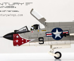 1:72 Vought F-8E Crusader, USMC VMF(AW)-235 Death Angels, DB9, Da Nang AB, 1966