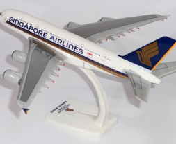 1:250 Airbus A380-841, Singapore Airlines, 2000s Colors (Snap-Fit)