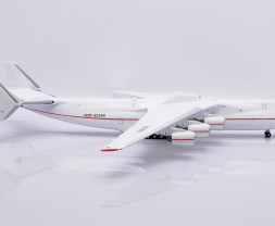 1:200 Antonov An-225 Mrija, Red Stripe