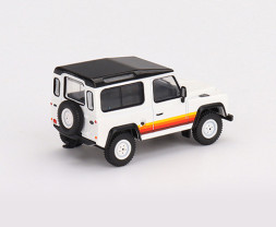 1:64 Land Rover Defender 90 Wagon White