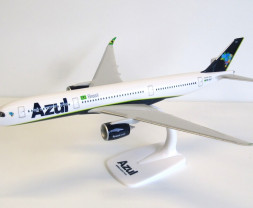 1:200 Airbus A350-941, Azul Linhas Aéreas Brasileiras (Snap-Fit)