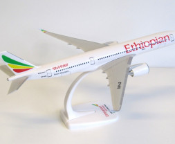 1:200 Airbus A350-941, Ethiopian Airlines, 2010s Colors (Snap-Fit)