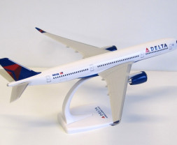 1:200 Airbus A350-9, Delta Air Lines, 2010s Colors (Snap-Fit)