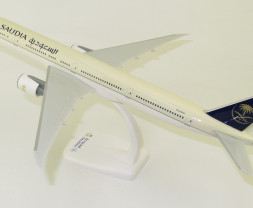 1:200 Boeing B777-368ER Saudi Arabian Airlines ″2010s″ Colors (Snap-Fit)