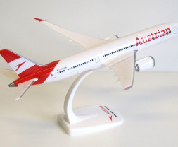 1:200 Boeing B787-9 Austrian Airlines ″2004s″ Colors, Named ″Schönbrunn Palace″ (Snap-Fit)